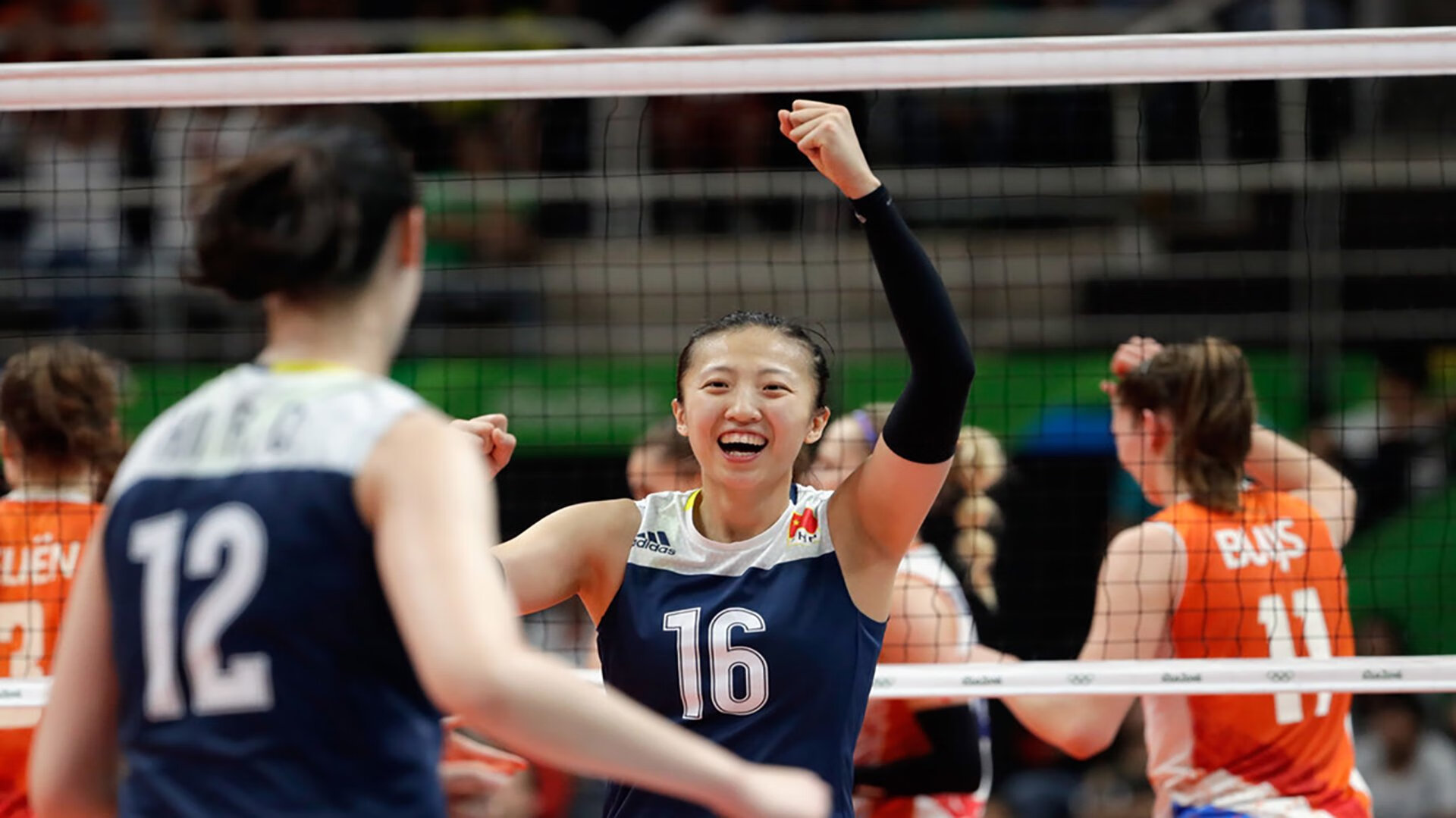 世界杯B组真死亡之组！阿根廷3-0完胜斯洛伐克，奥斯梅恩帽子戏法闪耀全场，进攻端彻底大爆发